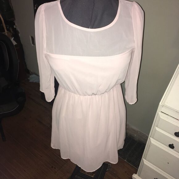 Everly blush powder pink semi sheer M dress - Picture 1 of 3